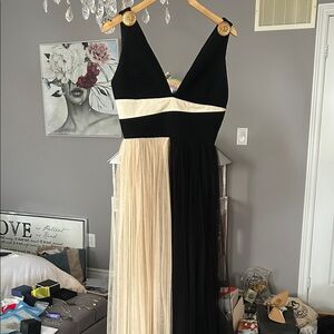 Elegant Faustopuglisi Black and Cream tulle Women's Dress XS